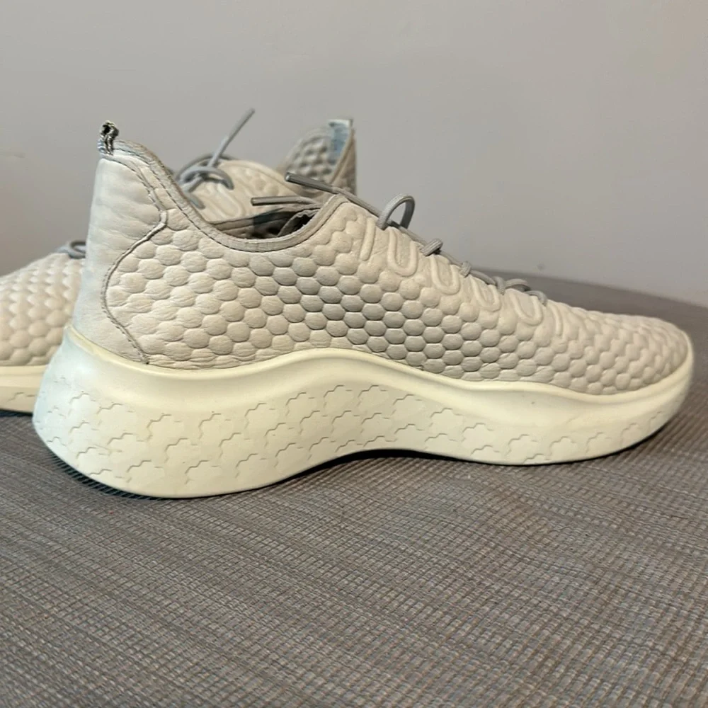 Echo THERAP M Men's Town Sneaker light gray size 40 US 9